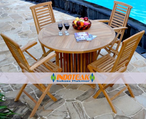 Outdoor Dinning Table