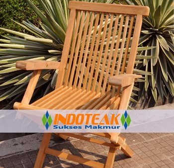 Folding Arm Chair